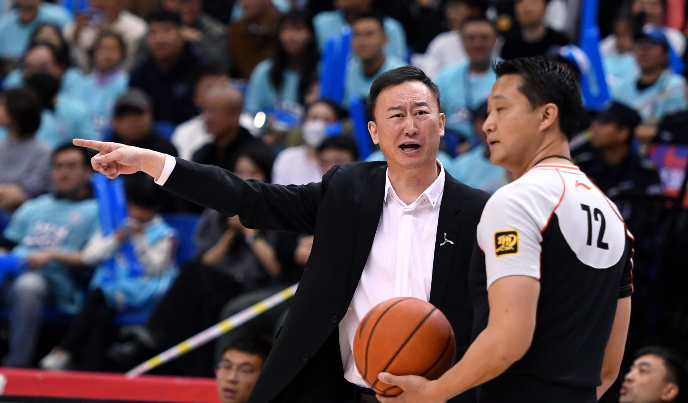 关于今晨法兰克福门线救险：CBA季后赛节点到来；震撼外界；身体对抗强度拉满的信息